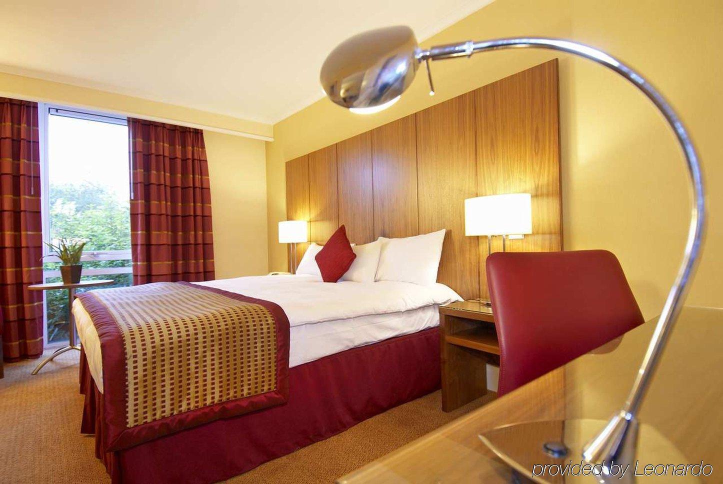 Orida Maidstone Hotel Room photo